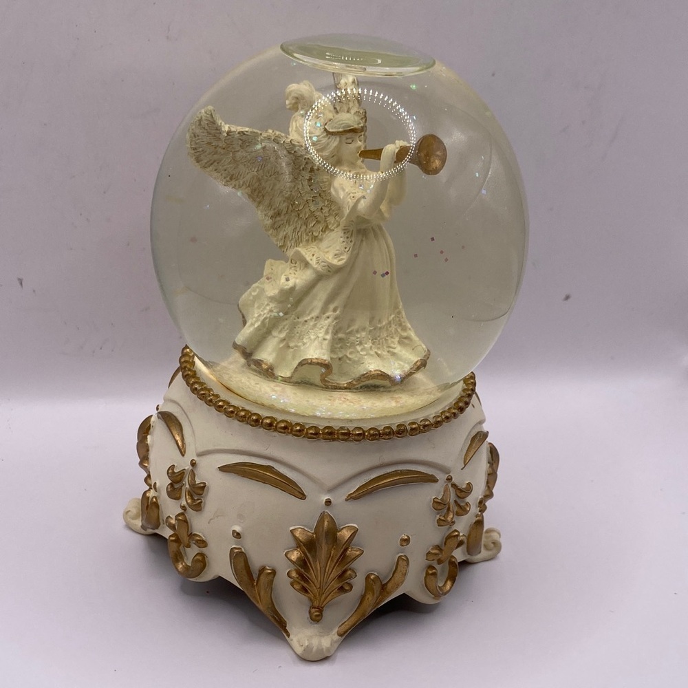 Innovation Snow Globe Hark the Herald Angels Cream Gold Sparkle Christmas Gift